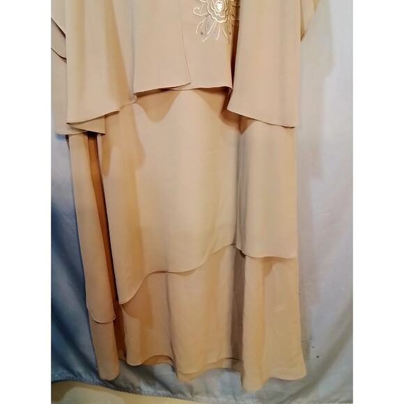 Wardrobe A Tan Party Dress , - Picture 8 of 9